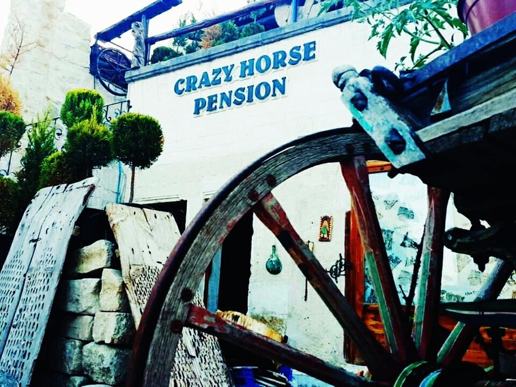 אורגופ Crazy Horse Pension מראה חיצוני תמונה