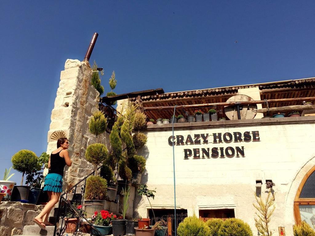 אורגופ Crazy Horse Pension מראה חיצוני תמונה
