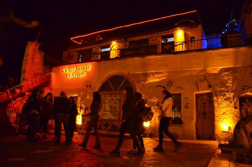 אורגופ Crazy Horse Pension מראה חיצוני תמונה