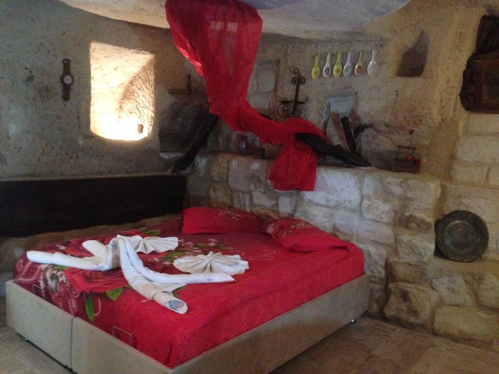 אורגופ Crazy Horse Pension מראה חיצוני תמונה