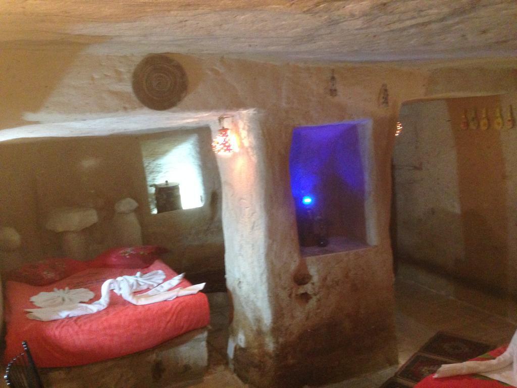 אורגופ Crazy Horse Pension מראה חיצוני תמונה
