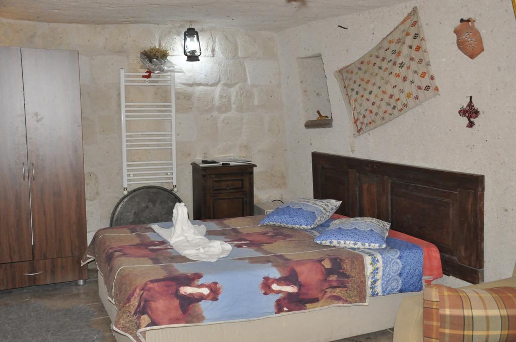 אורגופ Crazy Horse Pension מראה חיצוני תמונה