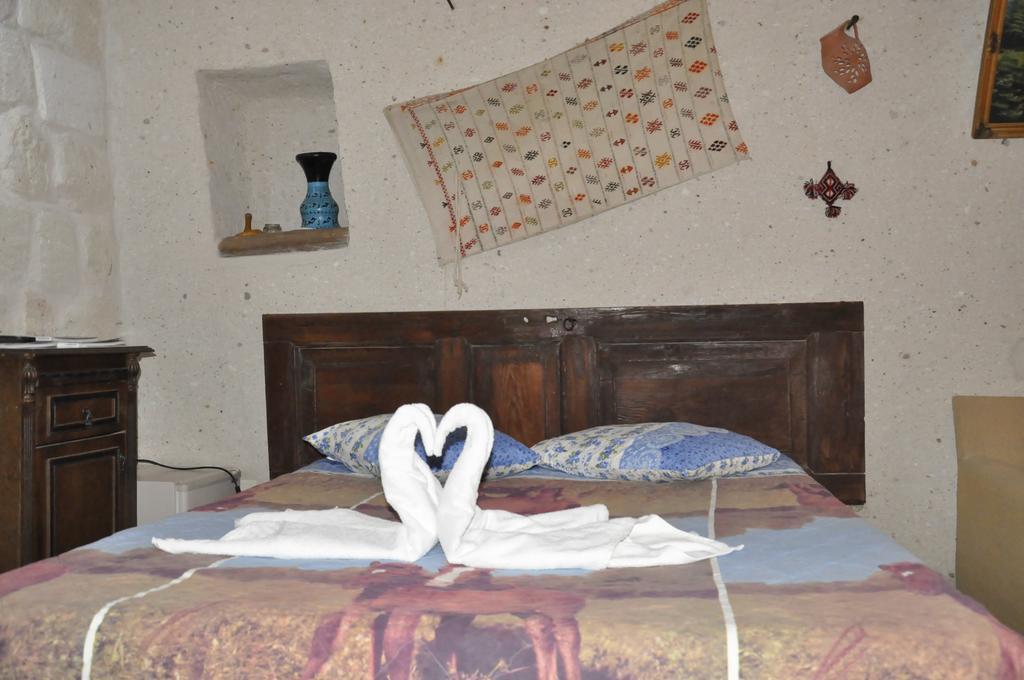 אורגופ Crazy Horse Pension מראה חיצוני תמונה