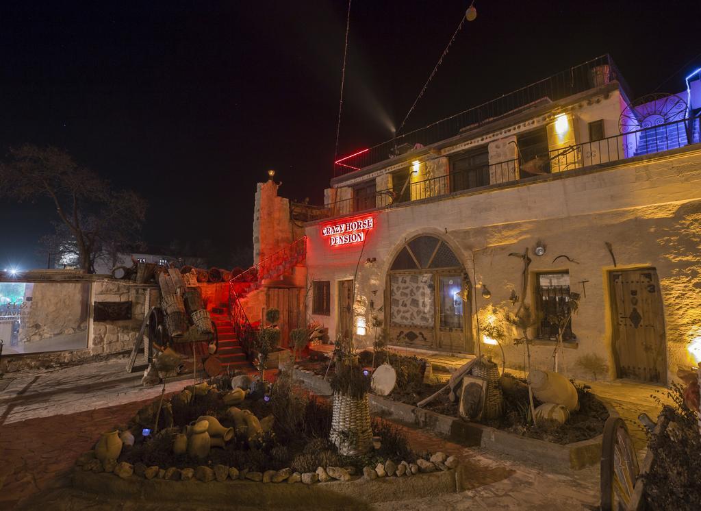 אורגופ Crazy Horse Pension מראה חיצוני תמונה
