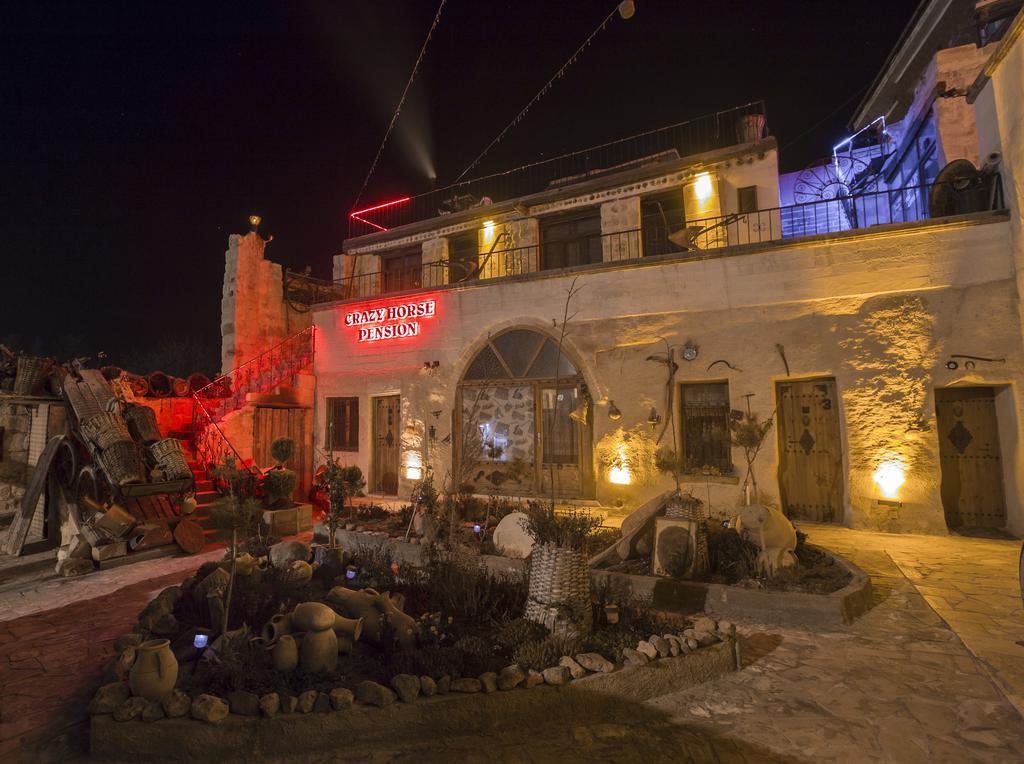 אורגופ Crazy Horse Pension מראה חיצוני תמונה