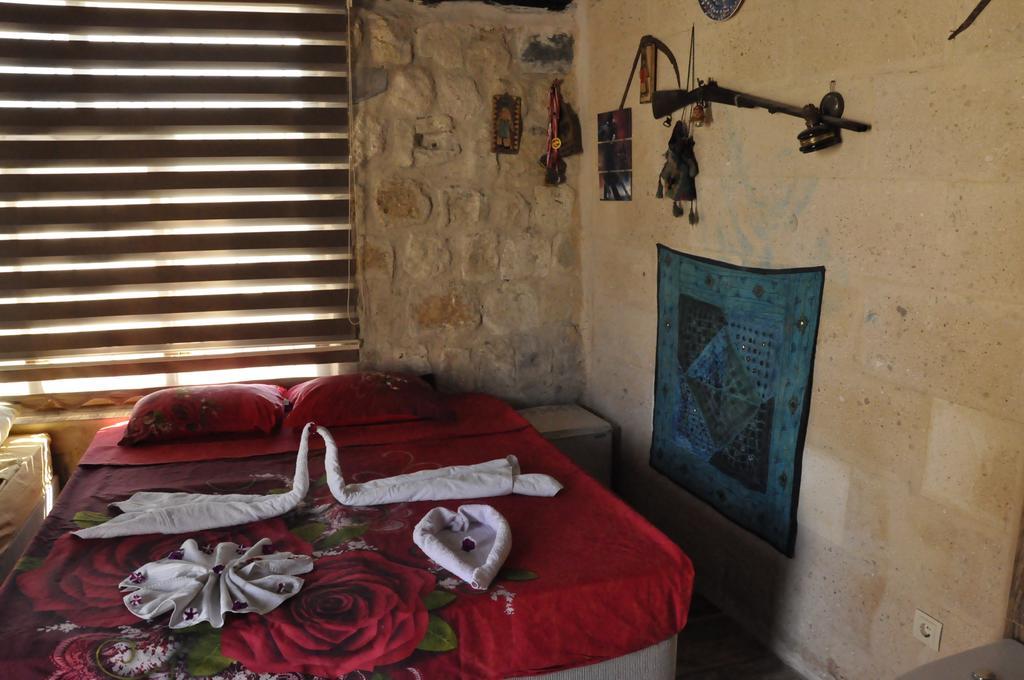 אורגופ Crazy Horse Pension מראה חיצוני תמונה